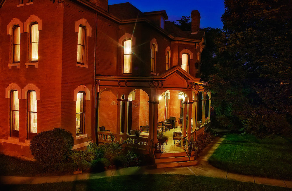 Bed and Breakfast Whiskey Mansion Saint Joseph Esterno foto